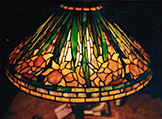 20"Reproduction Daffodil Lamp