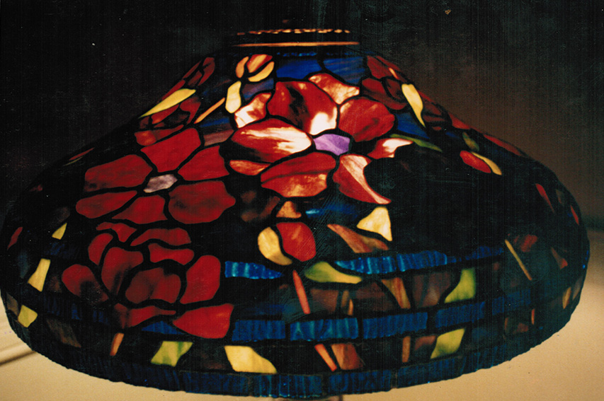 Tiffany Reproduction 18" Peony Lamp