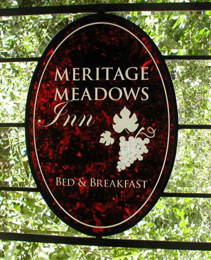 Meritage Meadows Inn Transom