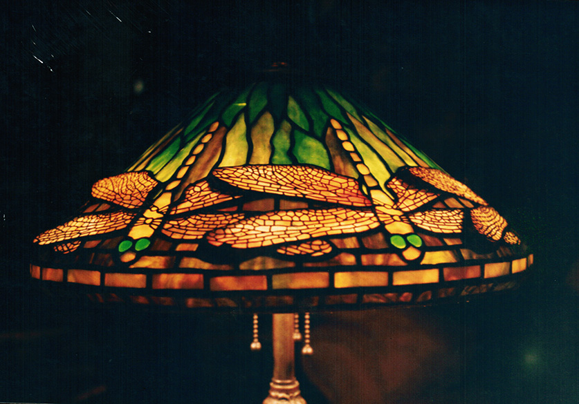 16 inch Tiffany Reproduction Dragonfly Lamp in Green