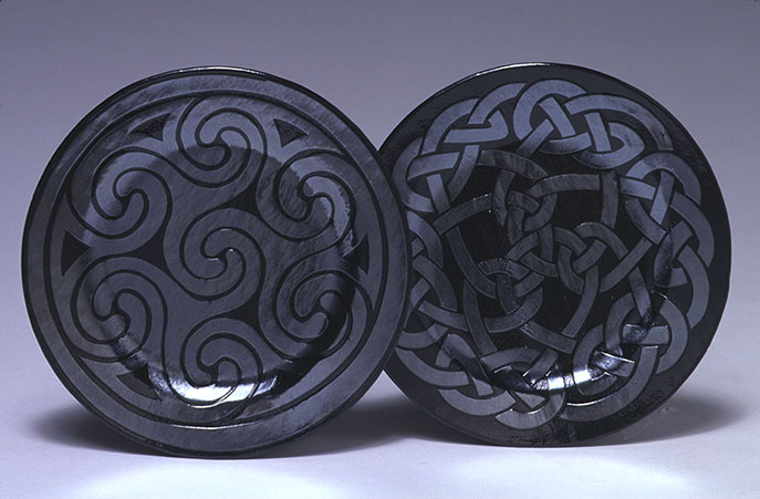 7" Slumped Glass Celtic Spirals Plate